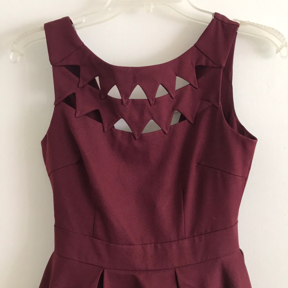 Burgundy Open back skater dress - Picture 2 of 5
